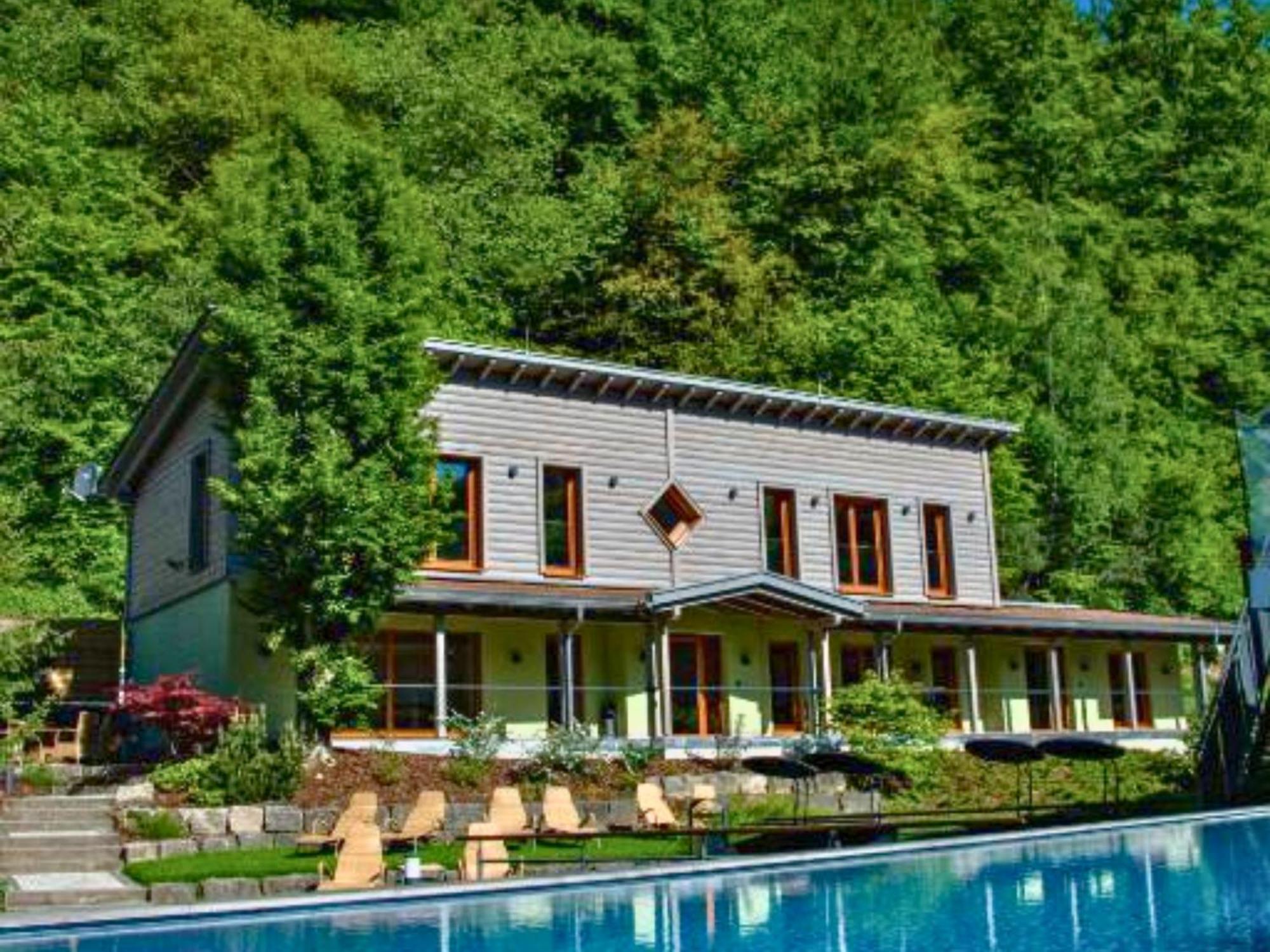 Hotel Lamm Heimbuchenthal Buitenkant foto