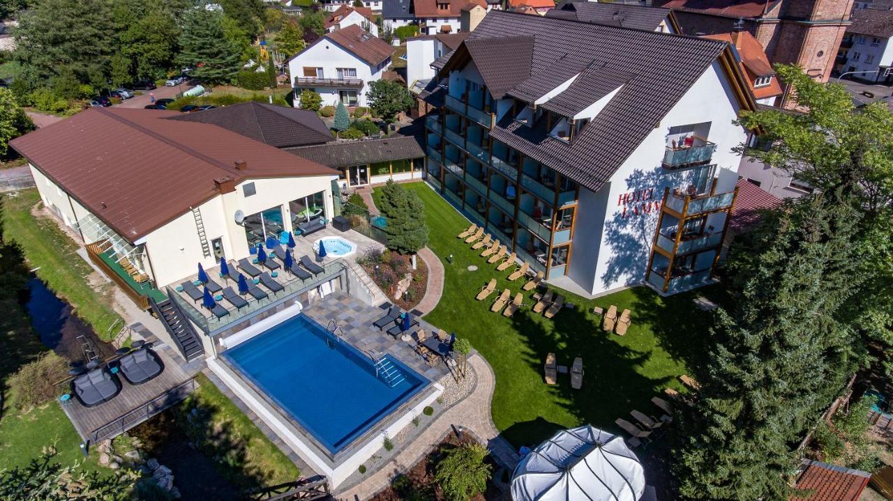 Hotel Lamm Heimbuchenthal Buitenkant foto
